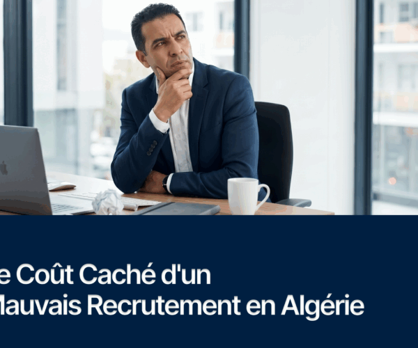 un employeur dans un bureau